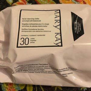 Mary Kay Facial Clothes